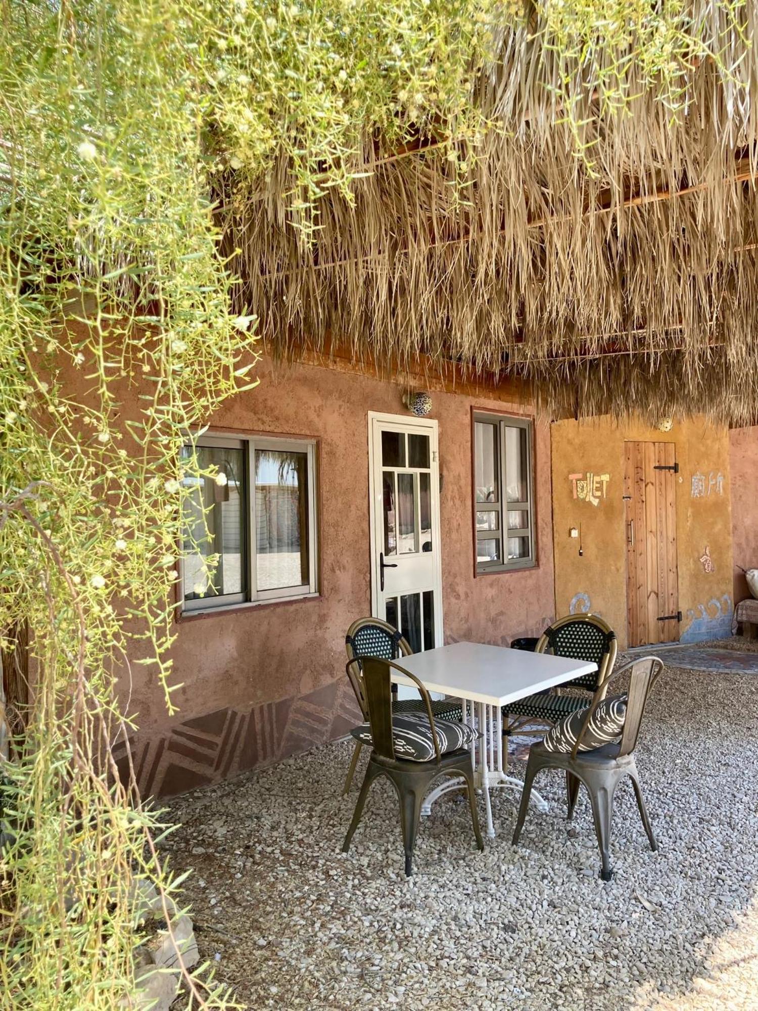 Tobiana Desert Lodging Negev 'Ezuz Eksteriør billede